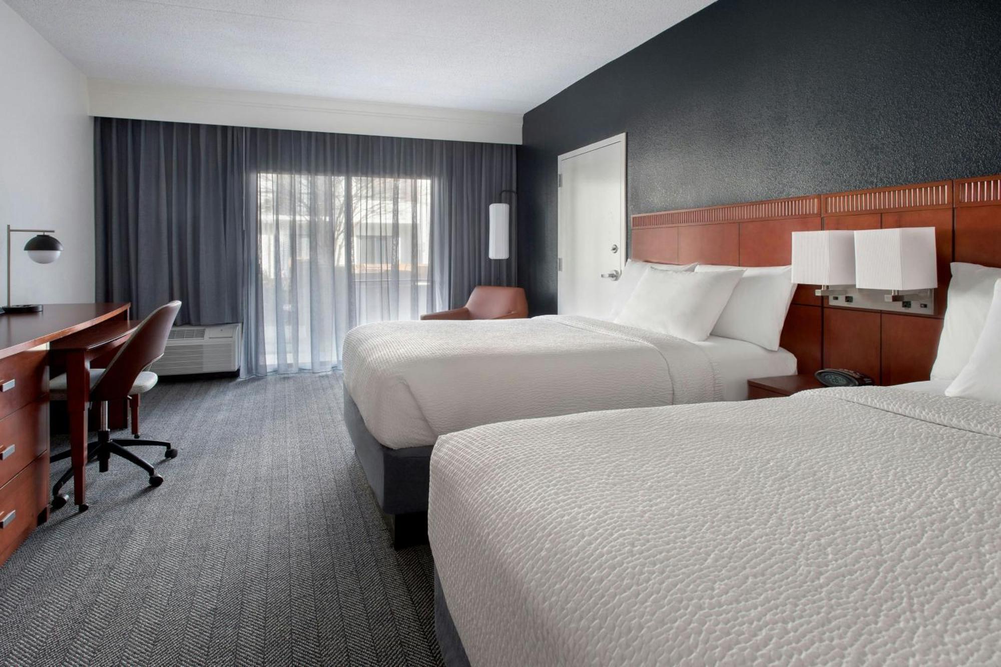 Courtyard By Marriott Silver Spring North/White Oak Exteriér fotografie